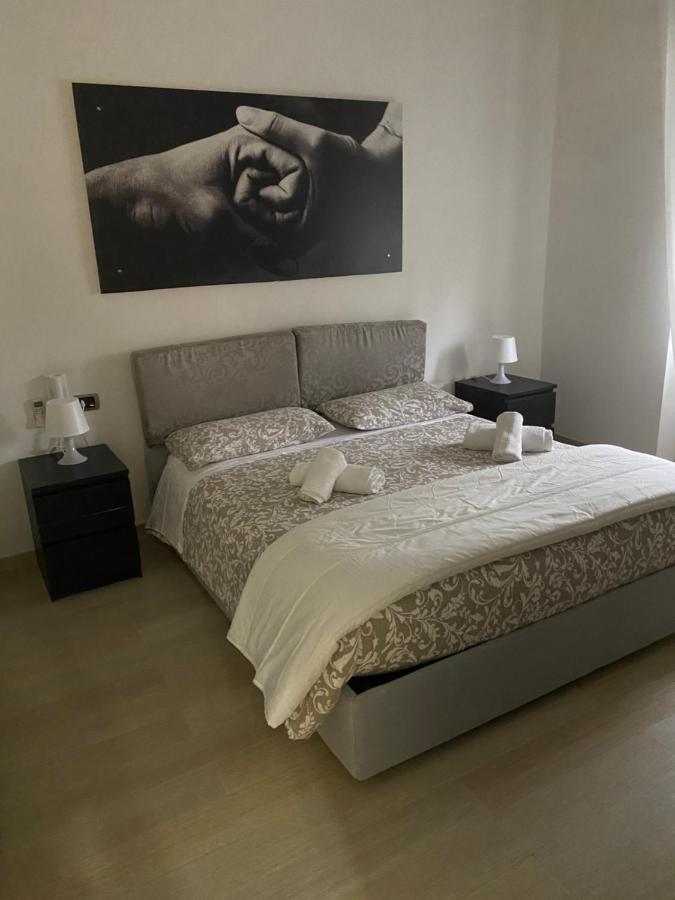 شقة Casa Vacanza Pucchiell نابولي المظهر الخارجي الصورة